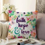 - Sonil-K-2280-Gorsel1 - Realhomes  Çiçek Desenli Yazılı Dijital Baskılı Dekoratif Raşel Kadife Yastık Kırlent Kılıfı Realhomes