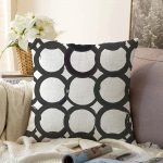 - Sonil-K-2321-Gorsel1 - Realhomes Halka Desenli Dijital Baskılı Modern Raşel Kadife Yastık Kırlent Kılıfı Realhomes