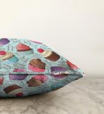 - Sonil-K-2340-Gorsel3 - Realhomes  Renkli Cupcake Desenli Dijital Raşel Kadife Yastık Kırlent Kılıfı Realhomes