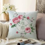 - Sonil-K-2356-Gorsel1 - Realhomes  For You Çiçekli Dijital Baskı Dekoratif Raşel Kadife Yastık Kırlent Kılıfı Realhomes