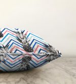 Zigzag Zeminde Ananaslar Dekoratif Raşel Kadife Yastık Kırlent Kılıfı Realhomes