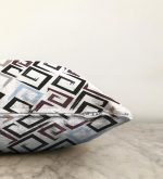 - Sonil-K-2391-Gorsel3 - Realhomes  Siyah Turkuaz Labirent Çizimli Modern Dijital Baskılı Raşel Kadife Yastık Kılıfı Realhomes