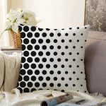 Siyah Beyaz İri Puanlı Raşel Kadife Yastık Kırlent Kılıfı Realhomes