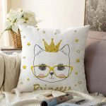 - Sonil-K-2471-Gorsel1 - Realhomes Princess Kedi Motifli Modern Dijital Baskılı Raşel Kadife Yastık Kılıfı Realhomes