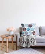 Bordo Mavi Denizci Motifli Dijital Baskılı Raşel Kadife Yastık Kırlent Kılıfı Realhomes