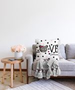 Love Princess Motifli Dijital Baskılı Dekoratif Raşel Kadife Kırlent Kılıfı Realhomes