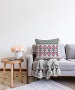 Simetrik Çini Motifli Dekoratif Raşel Kadife Yastık Kırlent Kılıfı Realhomes