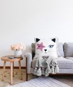 - Sonil-K-2491-Gorsel2 - Realhomes Süper Cat Motifli Modern Dijital Baskılı Raşel Kadife Yastık Kılıfı Realhomes