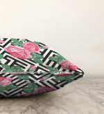 - Sonil-K-2524-Gorsel3 - Realhomes Karışık Desenli Gül Dijital Baskılı Dekoratif Raşel Kadife Kırlent Kılıfı Realhomes