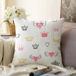 - Sonil-K-2526-Gorsel1 - Realhomes  Kanatlı Kalp Desenli Love Motifli Raşel Kadife Yastık Kılıfı Realhomes