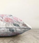 Soluk Çiçek Motifli Modern Dijital Baskılı Raşel Kadife Kırlent Kılıfı Realhomes