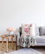 - Sonil-K-2572-Gorsel2 - Realhomes Anahtar Motifli Çiçek Desenli Çizgili Raşel Kadife Yastık Kırlent Kılıfı Realhomes