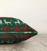 - Sonil-K-3033-Gorsel3 - Realhomes Yeşil Zeminde Yılbaşı Geyikleri Desenli Dekoratif Raşel Kadife Yastık Kırlent Kılıfı Realhomes