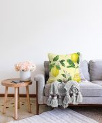 Krem Zeminli Limon Desenli Dekoratif Raşel Kadife Yastık Kırlent Kılıfı Realhomes