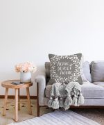 - Sonil-K-310-Gorsel2 - Realhomes Home Sweet Home Dijital Baskılı Dekoratif Raşel Kadife Yastık Kırlent Kılıfı Realhomes