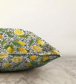 Geometrik ve Limon Desenli 3D Dijital Baskılı Raşel Kadife Yastık Kırlent Kılıfı Realhomes