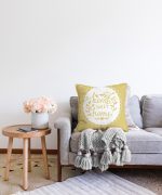 Home Sweet Home Dijital Baskılı Dekoratif Raşel Kadife Yastık Kırlent Kılıfı Realhomes