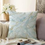 Altın Çizgili Mavi Zeminli Dijital Baskılı Raşel Kadife Yastık Kırlent Kılıfı Realhomes