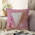 - Sonil-K-3140-Gorsel1 - Realhomes  Pembe Zeminli Üçgen Mermer Motifli Modern Raşel Kadife Yastık Kırlent Kılıfı Realhomes