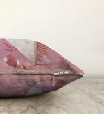 - Sonil-K-3140-Gorsel3 - Realhomes  Pembe Zeminli Üçgen Mermer Motifli Modern Raşel Kadife Yastık Kırlent Kılıfı Realhomes