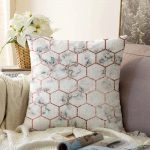 - Sonil-K-3143-Gorsel1 - Realhomes  Mermer ve Petek Desenli Dijital Baskılı Raşel Kadife Yastık Kırlent Kılıfı Realhomes