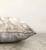 Mermer Zeminli Modern Tasarım Raşel Kadife Yastık Kırlent Kılıfı Realhomes