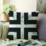 - Sonil-K-3153-Gorsel1 - Realhomes  Mermer Zeminli Siyah Geometrik Desenli Modern Raşel Kadife Yastık Kırlent Kılıfı Realhomes