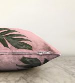 - Sonil-K-3194-Gorsel3 - Realhomes  Pembe Zeminde Yaprak Modern Tasarımlı Dekoratif Raşel Kadife Yastık Kırlent Kılıfı Realhomes