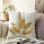 - Sonil-K-3211-Gorsel1 - Realhomes 3D Altın Görünümlü Yapraklar Desenli Modern Raşel Kadife Yastık Kırlent Kılıfı Realhomes