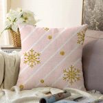 - Sonil-K-3226-Gorsel1 - Realhomes  Pembe Zeminde Kartanesi Detaylı Özel Tasarım Raşel Kadife Yastık Kırlent Kılıfı Realhomes