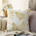 - Sonil-K-3230-Gorsel1 - Realhomes  Altın Detaylı 3D Yaprak Desenli Modern Raşel Kadife Yastık Kırlent Kılıfı Realhomes