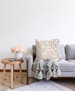 Geometrik Desenli 3D Özel Tasarımlı Modern Raşel Kadife Yastık Kırlent Kılıfı Realhomes