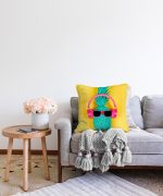 Sarı Zeminli Ananas Detaylı Modern Raşel Kadife Yastık Kırlent Kılıfı Realhomes