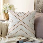 - Sonil-K-3245-Gorsel1 - Realhomes  Mermer Zeminli Geometrik Detaylı Modern Raşel Kadife Yastık Kırlent Kılıfı Realhomes