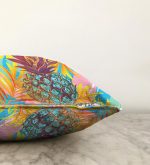 - Sonil-K-3246-Gorsel3 - Realhomes  Renkli Yaprak Zeminli Ananas Detaylı Modern Raşel Kadife Yastık Kırlent Kılıfı Realhomes