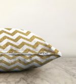 - Sonil-K-3257-Gorsel3 - Realhomes  Zigzag Altın Kabartma Desenli Modern Tasarımlı Raşel Kadife Yastık Kırlent Kılıfı Realhomes