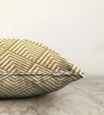- Sonil-K-3266-Gorsel3 - Realhomes  Geometrik Altın Kabartma Desenli Özel Tasarım Raşel Kadife Yastık Kırlent Kılıfı Realhomes