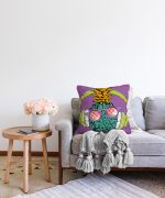 Mor Zeminde Tropikal Ananas Desenli Dijital Baskılı Raşel Kadife Kırlent Kılıfı Realhomes