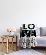 - Sonil-K-3304-Gorsel2 - Realhomes Love Yaprak Detaylı Özel Tasarım Raşel Kadife Yastık Kırlent Kılıfı Realhomes