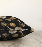 Siyah Zeminde Etnik Objeler Özel Tasarımlı Raşel Kadife Yastık Kırlent Kılıfı Realhomes