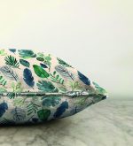 Pudra Zeminde Suluboya Yapraklar Tasarımlı Dekoratif Raşel Kadife Yastık Kırlent Kılıfı Realhomes