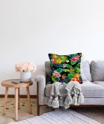 Siyah Zeminli Geometrik Yapraklar Desenli Raşel Kadife Yastık Kırlent Kılıfı Realhomes