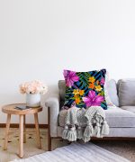 Mavi Zeminli Geometrik Çiçekler Modern Tasarımlı Raşel Kadife Yastık Kırlent Kılıfı Realhomes