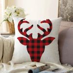 Ekose Geyik Kırmızı Siyah Tasarımlı Dekoratif Raşel Kadife Yastık Kırlent Kılıfı Realhomes