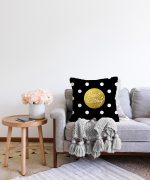 Siyah Zeminde Sweet Holiday Tasarımlı Dijital Baskılı Raşel Kadife Yastık Kırlent Kılıfı Realhomes