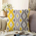 Sarı Gri Zigzag Desenli Modern Tasarımlı Dekoratif Raşel Kadife Yastık Kırlent Kılıfı Realhomes
