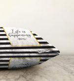 Siyah Beyaz Gold Yazılı Modern Dekoratif Raşel Kadife Yastık Kırlent Kılıfı Realhomes