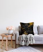 Afrika Gold İnsan Figürlü Modern Dekoratif Raşel Kadife Yastık Kırlent Kılıfı Realhomes