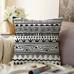 - Sonil-K-3395-Gorsel1 - Realhomes Siyah Beyaz Dekoratif African Motifli Modern Raşel Kadife Yastık Kırlent Kılıfı Realhomes