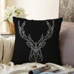 - Sonil-K-3408-Gorsel1 - Realhomes  Siyah Zeminli Geometrik Geyik Çizimli Modern Raşel Kadife Yastık Kırlent Kılıfı Realhomes